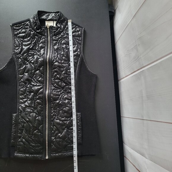 Chico’s Quilted Black Puffer Vest, Women’s Sz 1, Front Pockets, Business Casual - Picture 7 of 7